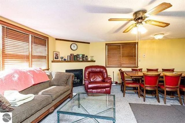 3175 Strand Road, Muskegon, MI 49445