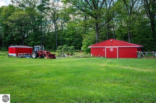 3175 Strand Road, Muskegon, MI 49445