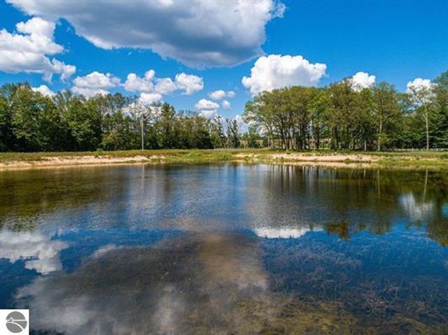 3175 Strand Road, Muskegon, MI 49445