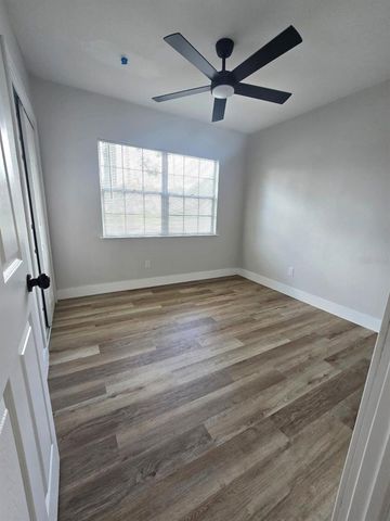 3108 CLEVELAND HEIGHTS BOULEVARD, Lakeland, FL 33803