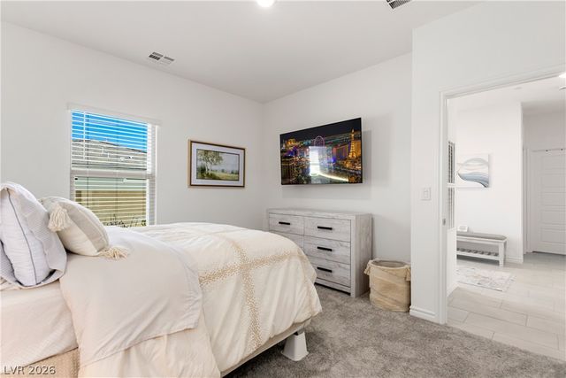 896 Market Grove Lane, Las Vegas, NV 89138