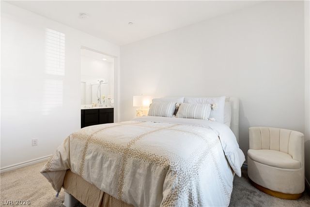 896 Market Grove Lane, Las Vegas, NV 89138