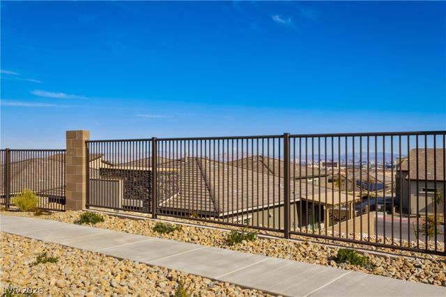 896 Market Grove Lane, Las Vegas, NV 89138