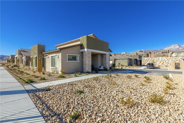 896 Market Grove Lane, Las Vegas, NV 89138