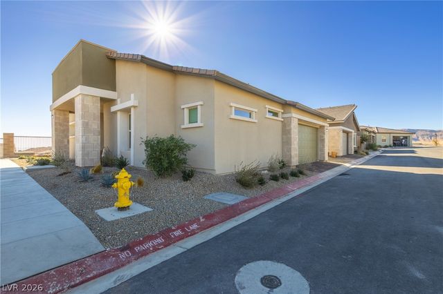 896 Market Grove Lane, Las Vegas, NV 89138