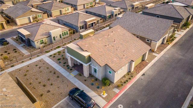 896 Market Grove Lane, Las Vegas, NV 89138