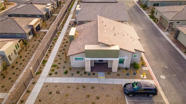 896 Market Grove Lane, Las Vegas, NV 89138