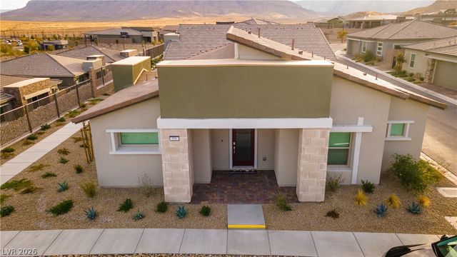 896 Market Grove Lane, Las Vegas, NV 89138
