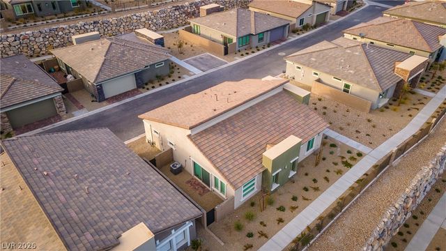 896 Market Grove Lane, Las Vegas, NV 89138