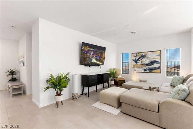 896 Market Grove Lane, Las Vegas, NV 89138