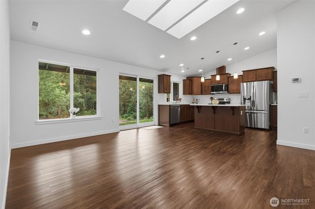 11201 Helena Trail SW, Port Orchard, WA 98367