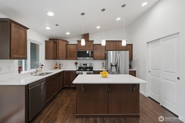 11201 Helena Trail SW, Port Orchard, WA 98367