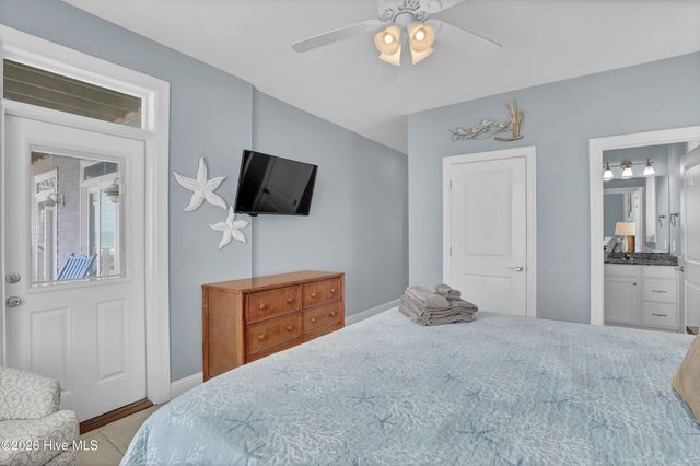37 Porpoise Place, N Topsail Beach, NC 28460