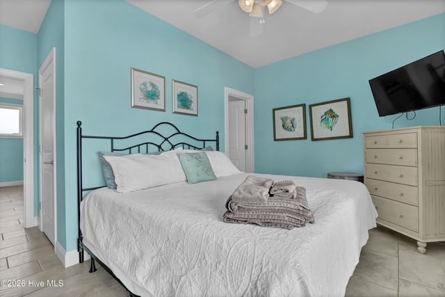 37 Porpoise Place, N Topsail Beach, NC 28460