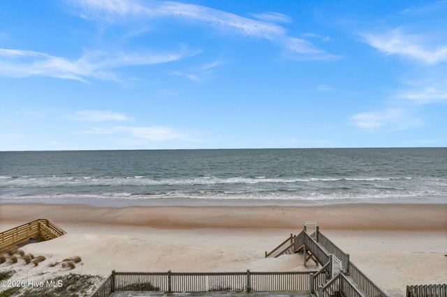 37 Porpoise Place, N Topsail Beach, NC 28460