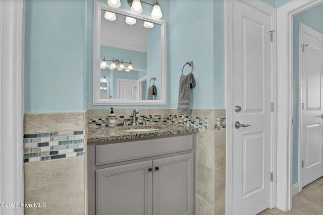 37 Porpoise Place, N Topsail Beach, NC 28460