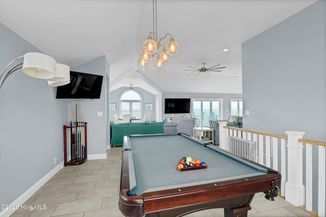37 Porpoise Place, N Topsail Beach, NC 28460