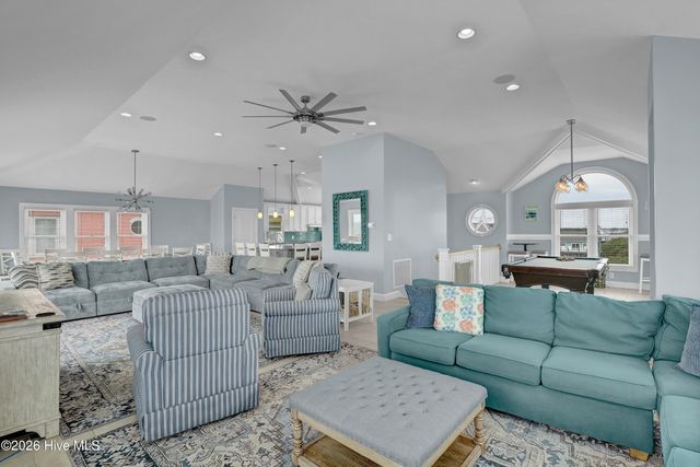 37 Porpoise Place, N Topsail Beach, NC 28460
