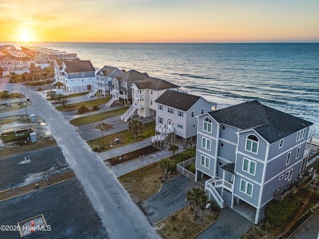37 Porpoise Place, N Topsail Beach, NC 28460