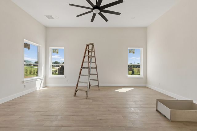 308 Mint Ridge Drive, Burleson, TX 76028