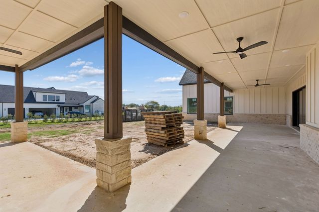 308 Mint Ridge Drive, Burleson, TX 76028