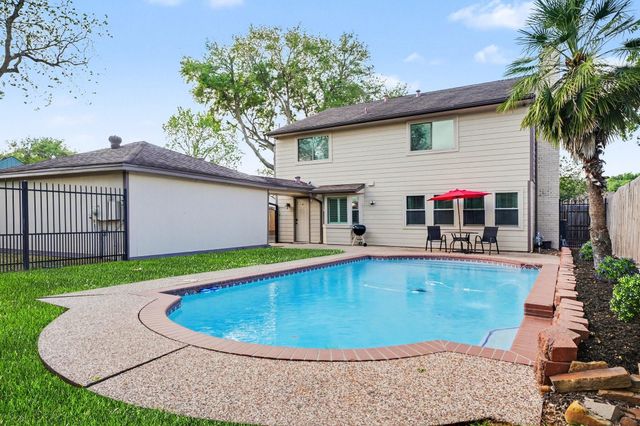 15914 Dunmoor Drive, Houston, TX 77059