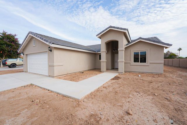 1022 E Kennedy Ln, San Luis, AZ 85349