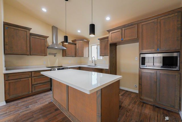 1022 E Kennedy Ln, San Luis, AZ 85349