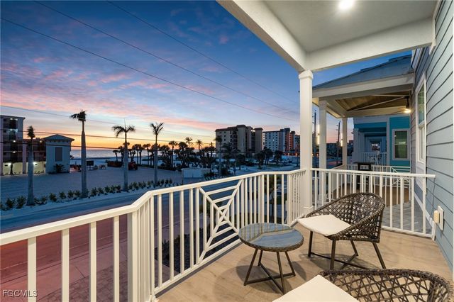 673 Estero BLVD, Fort Myers Beach, FL 33931