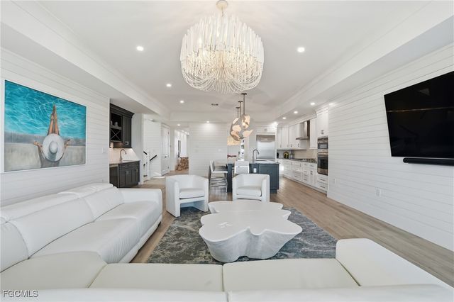 673 Estero BLVD, Fort Myers Beach, FL 33931