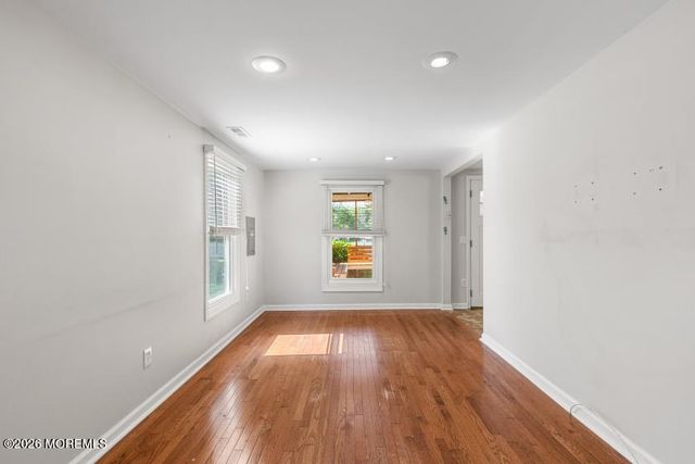 616 Riverside Drive, Bayville, NJ 08721
