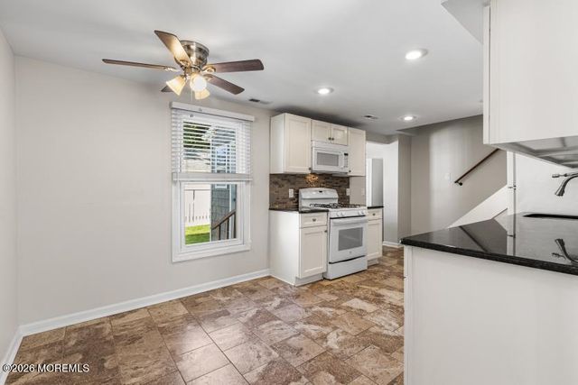616 Riverside Drive, Bayville, NJ 08721