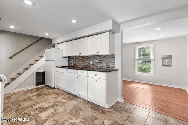 616 Riverside Drive, Bayville, NJ 08721