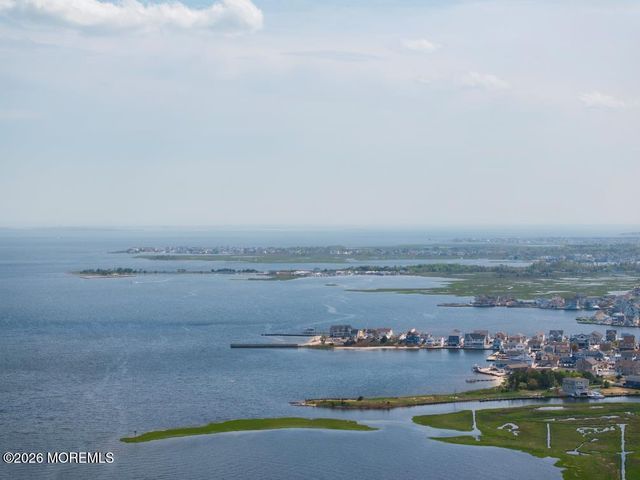 616 Riverside Drive, Bayville, NJ 08721
