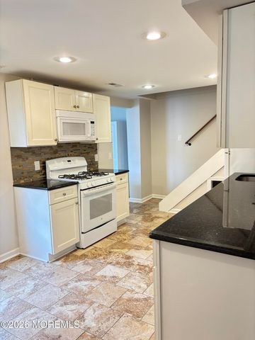 616 Riverside Drive, Bayville, NJ 08721