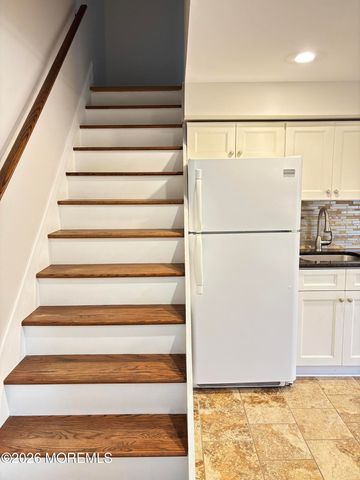 616 Riverside Drive, Bayville, NJ 08721