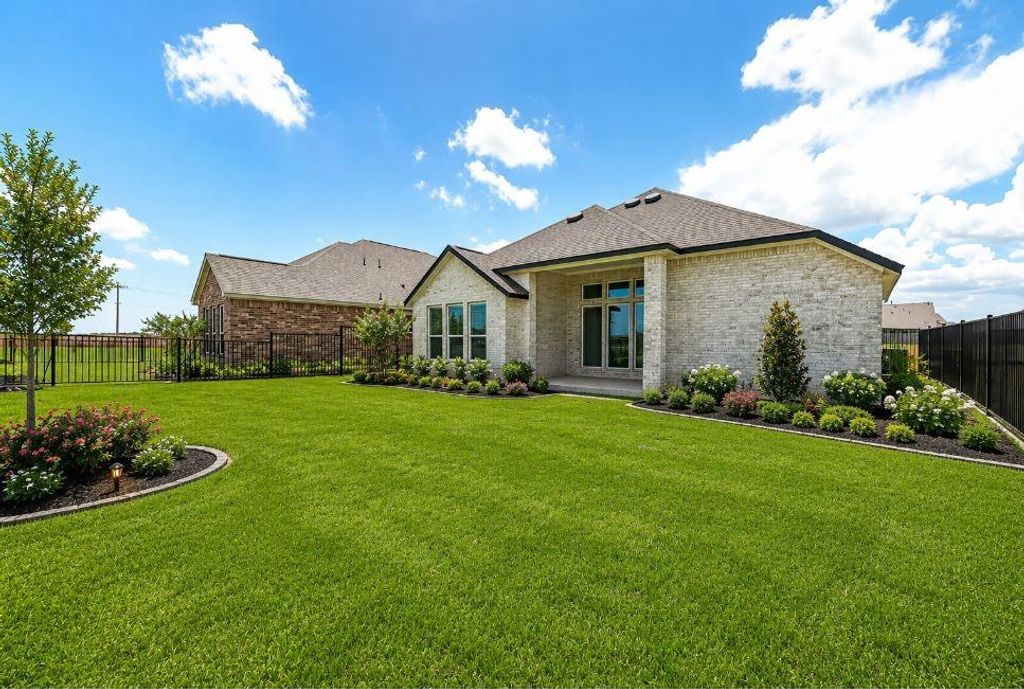 2907 Golden Isle Drive, Texas City, TX 77568