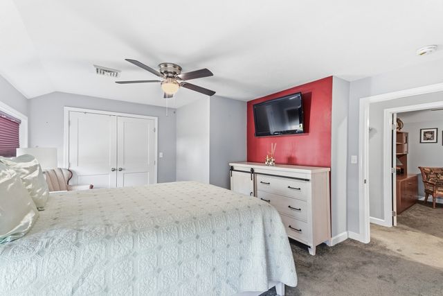 17 Bicknell Road, Weymouth, MA 02191