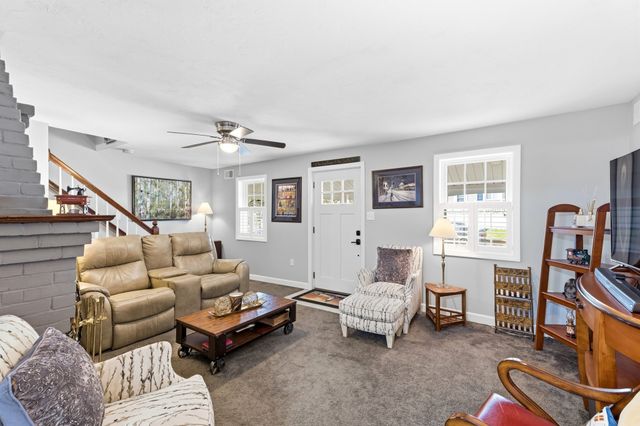 17 Bicknell Road, Weymouth, MA 02191
