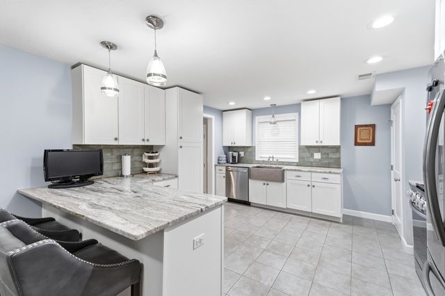 17 Bicknell Road, Weymouth, MA 02191