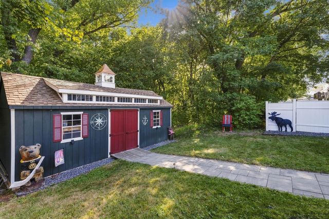 17 Bicknell Road, Weymouth, MA 02191