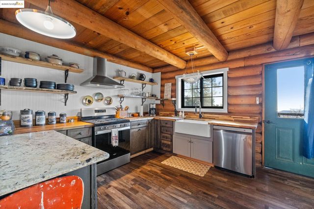 16144 Big Hill Road, Sonora, CA 95370