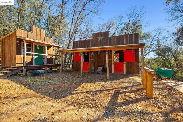 16144 Big Hill Road, Sonora, CA 95370