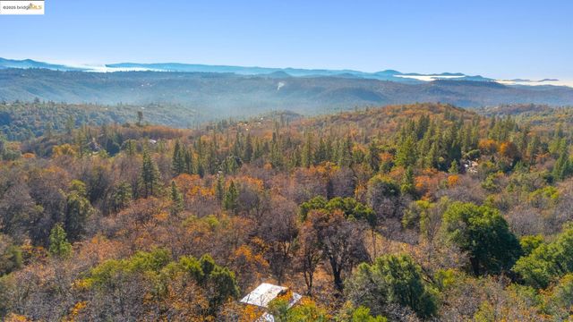 16144 Big Hill Road, Sonora, CA 95370