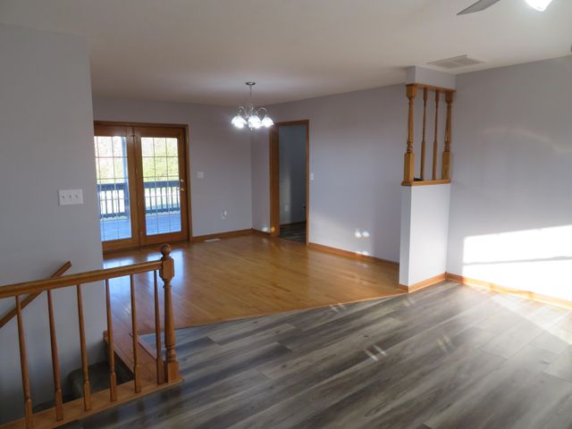 20899 E 32 Highway, Stockton, MO 65785