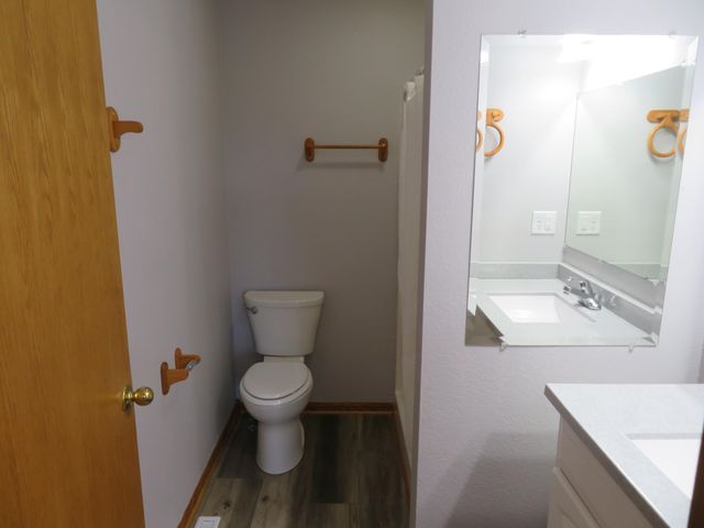 20899 E 32 Highway, Stockton, MO 65785