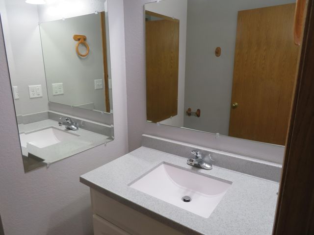 20899 E 32 Highway, Stockton, MO 65785