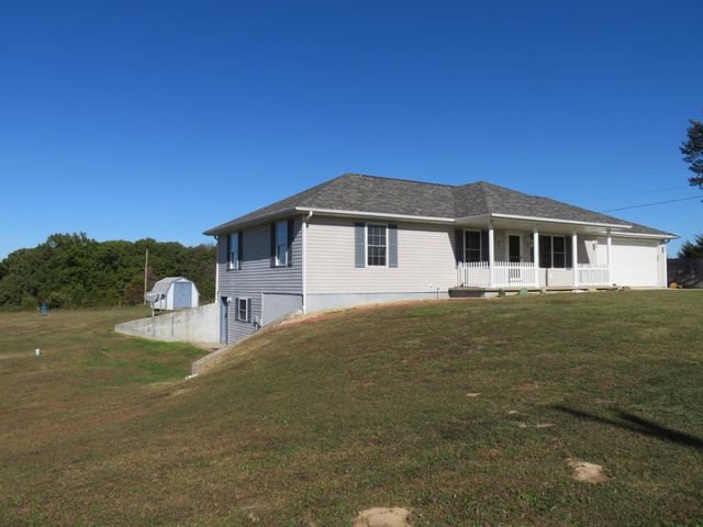 20899 E 32 Highway, Stockton, MO 65785