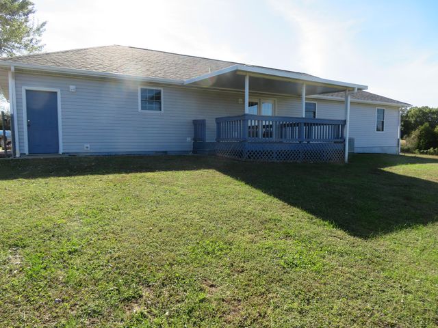 20899 E 32 Highway, Stockton, MO 65785