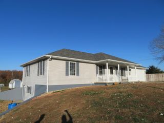 20899 E 32 Highway, Stockton, MO 65785